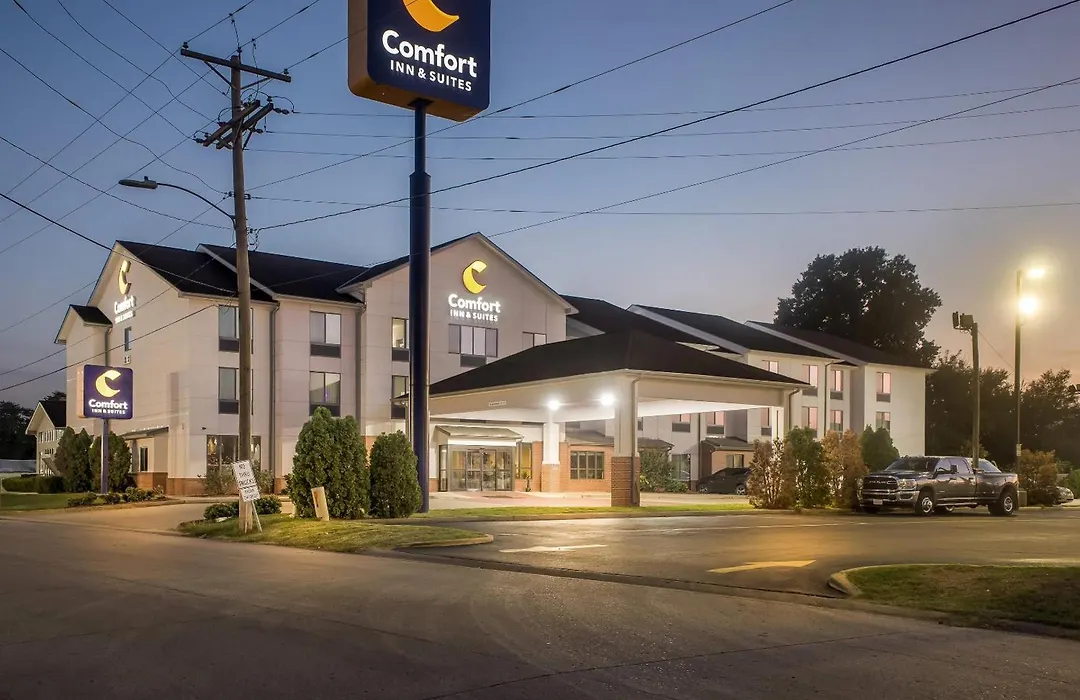 Comfort Inn & Suites Sikeston I-55-1