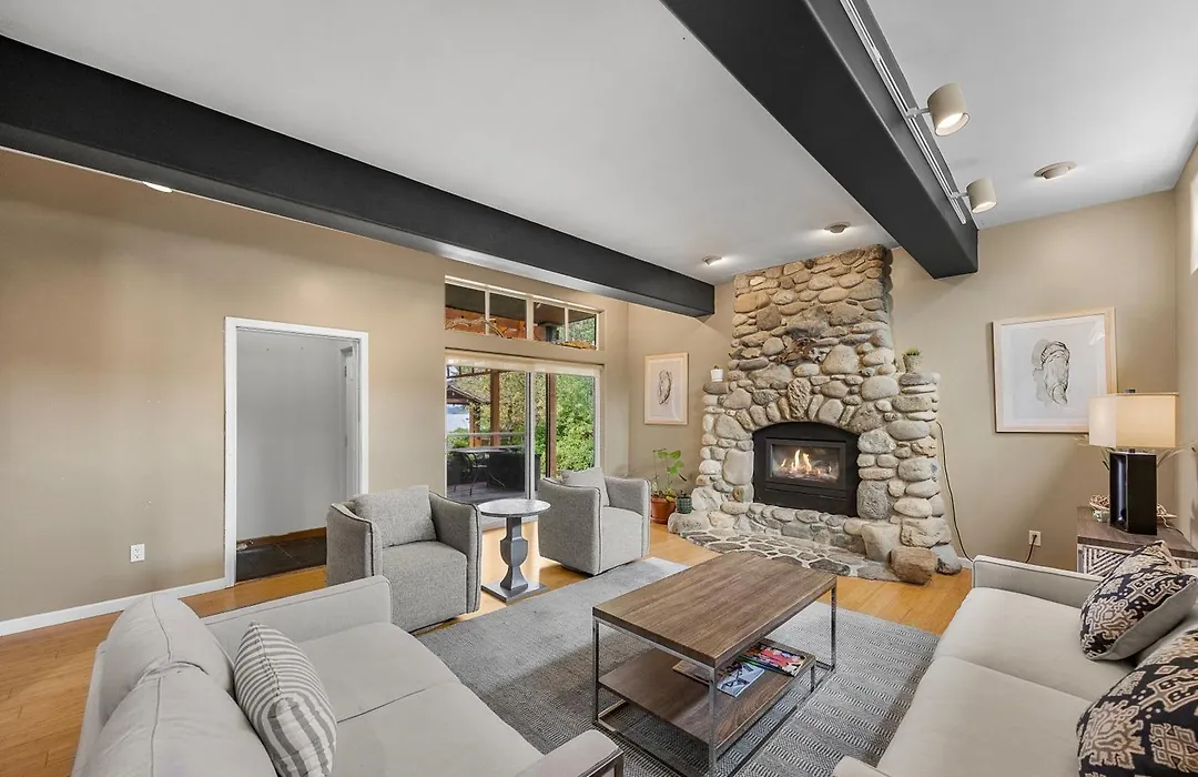 Camano Island Inn-1
