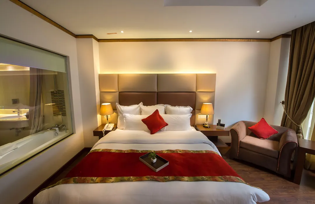 Luxus Grand Hotel-1