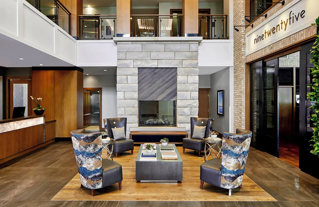The Hotel Landing-1