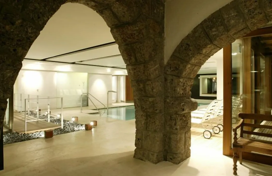 Active Hotel-1