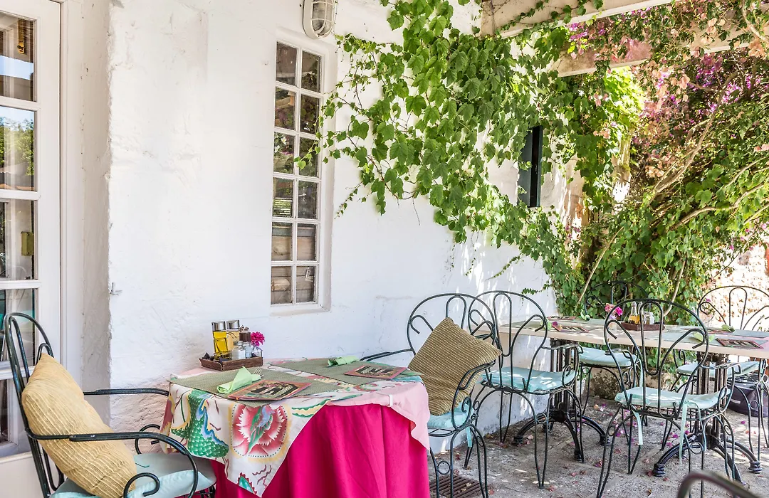 Hotel Rural Biniarroca - Adults Only-1