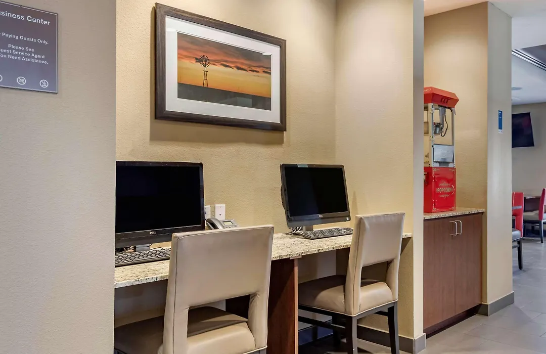 Comfort Inn & Suites Edgewood-1