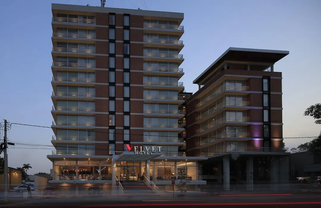 Hotel Velvet Plaza-1