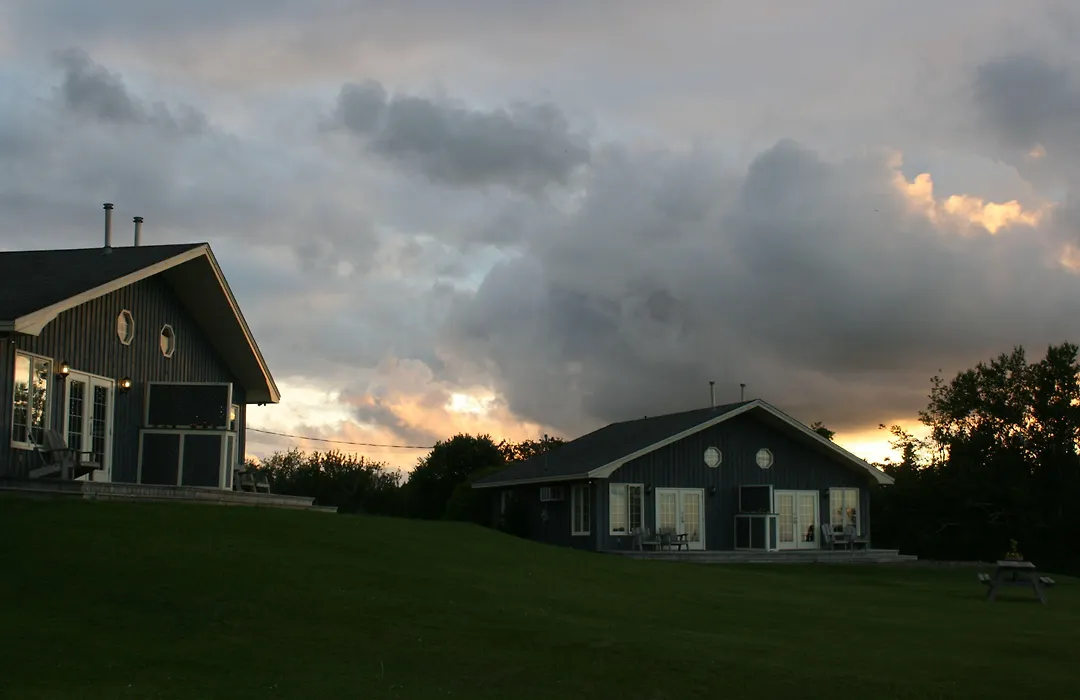 Amherst Shore Country Inn-1