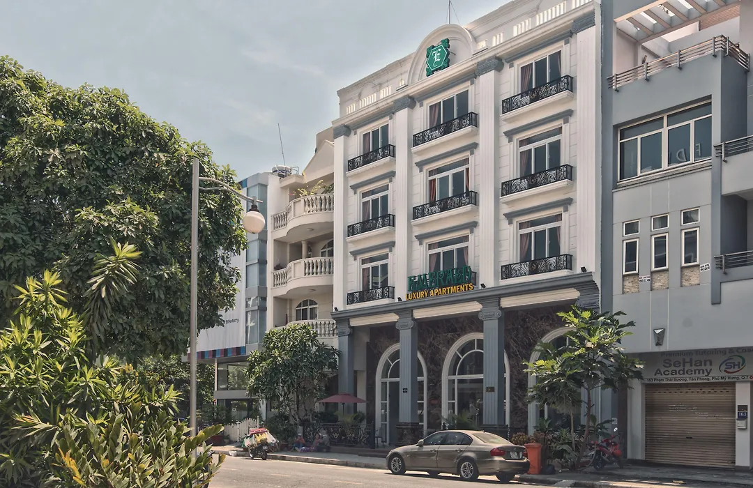 Collection O Emerald Luxury Apartment - Near Secc-1