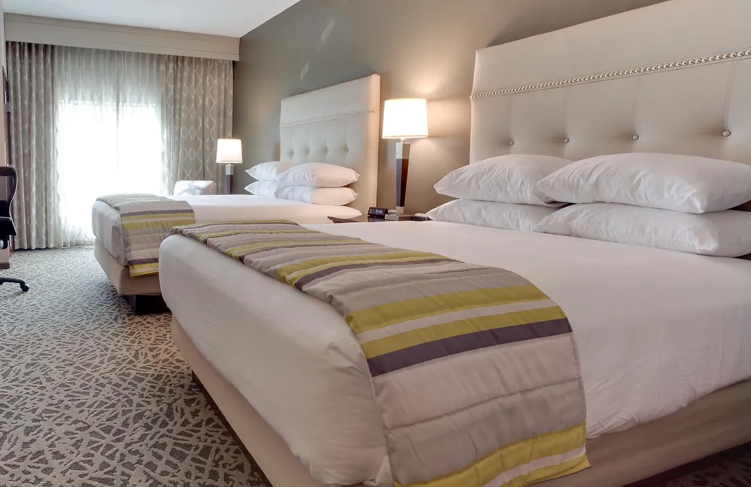 Drury Inn & Suites Pittsburgh Airport Settlers Ridge-1