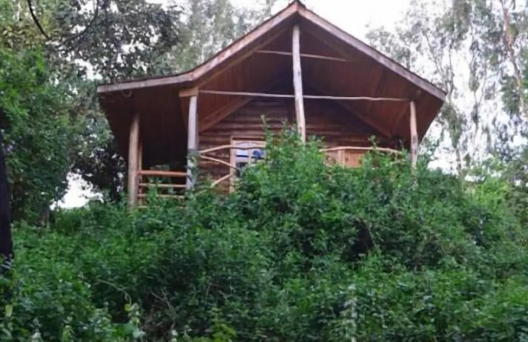 Lake Bunyonyi Eco Resort-1