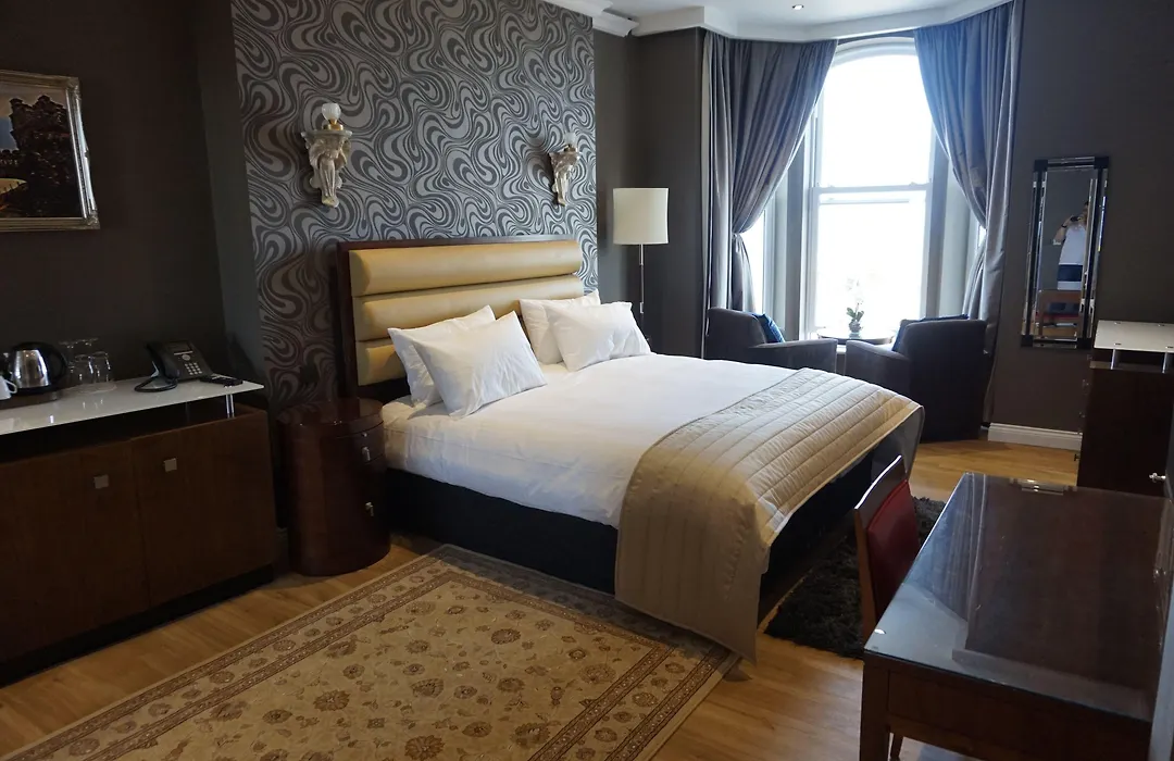Halvard Hotel-1