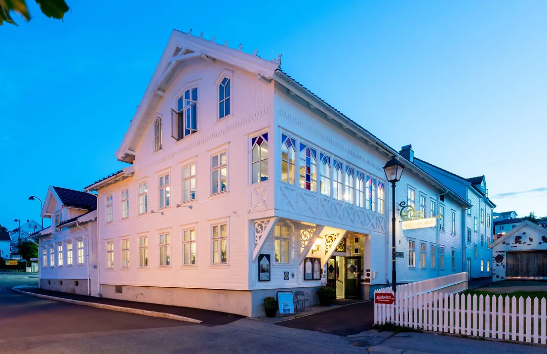 Lillesand Hotel Norge-1