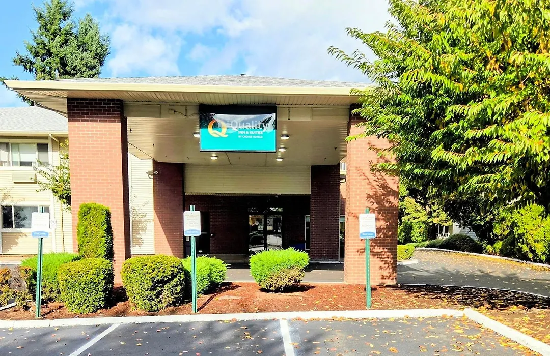 Quality Inn & Suites Wilsonville-1