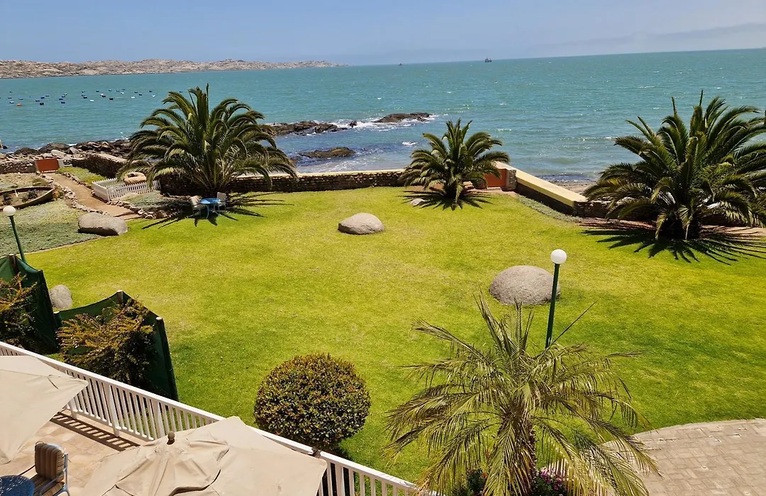 Lüderitz Nest Hotel-1
