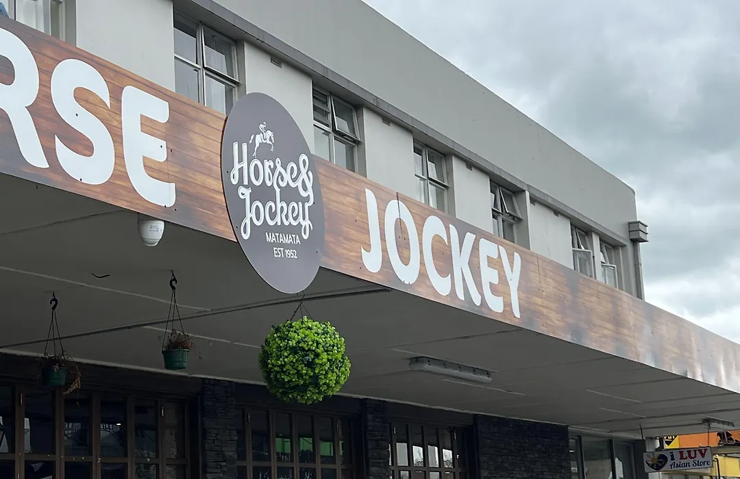 Horse And Jockey Inn-1