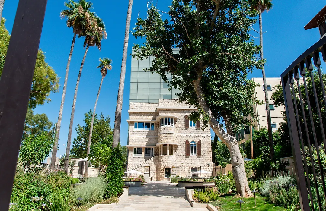 Schumacher Hotel Haifa-1