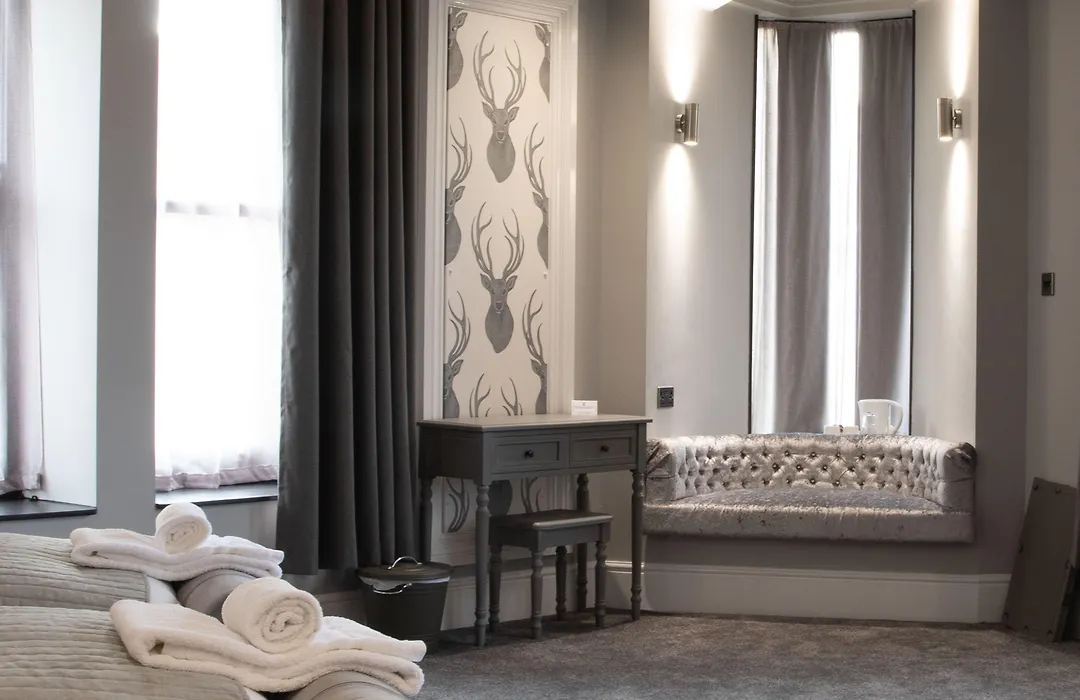 The Glebe Hotel-1