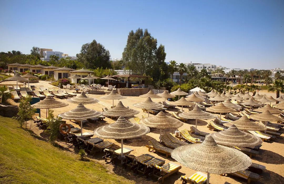 Xperience Hill-Top Beach Resort - Adults Only-1