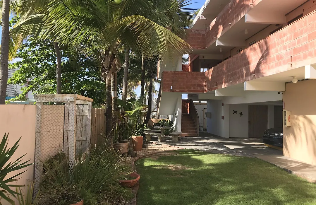 Luquillo Sunrise Beach Inn-1