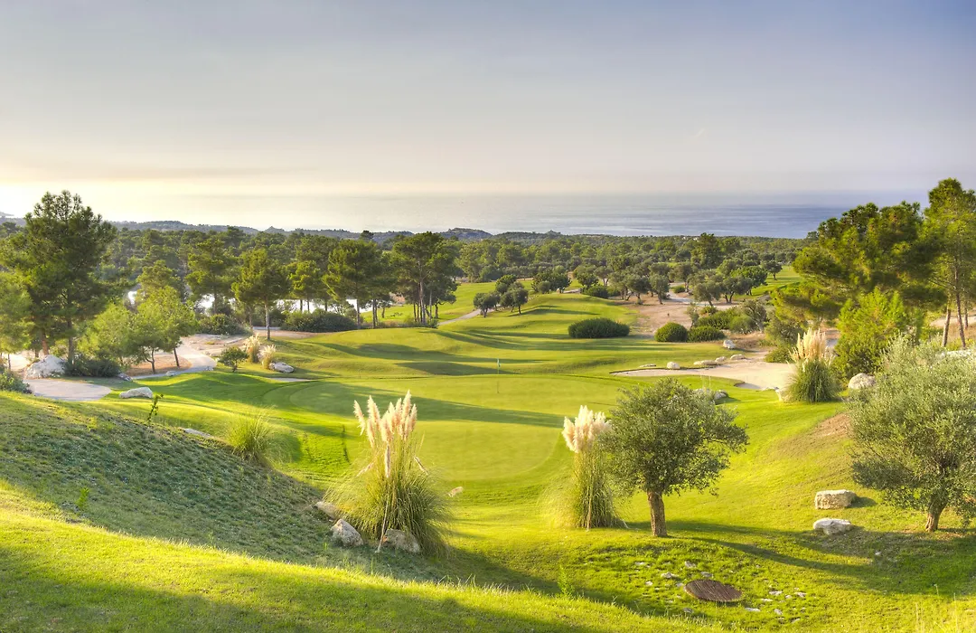 Korineum Golf&Beach Resort-1