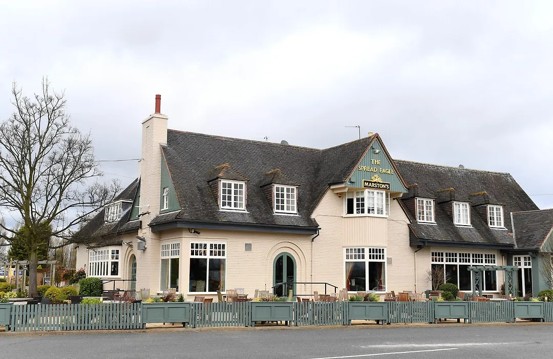 Spread Eagle, Gailey By Marston'S Inns-1