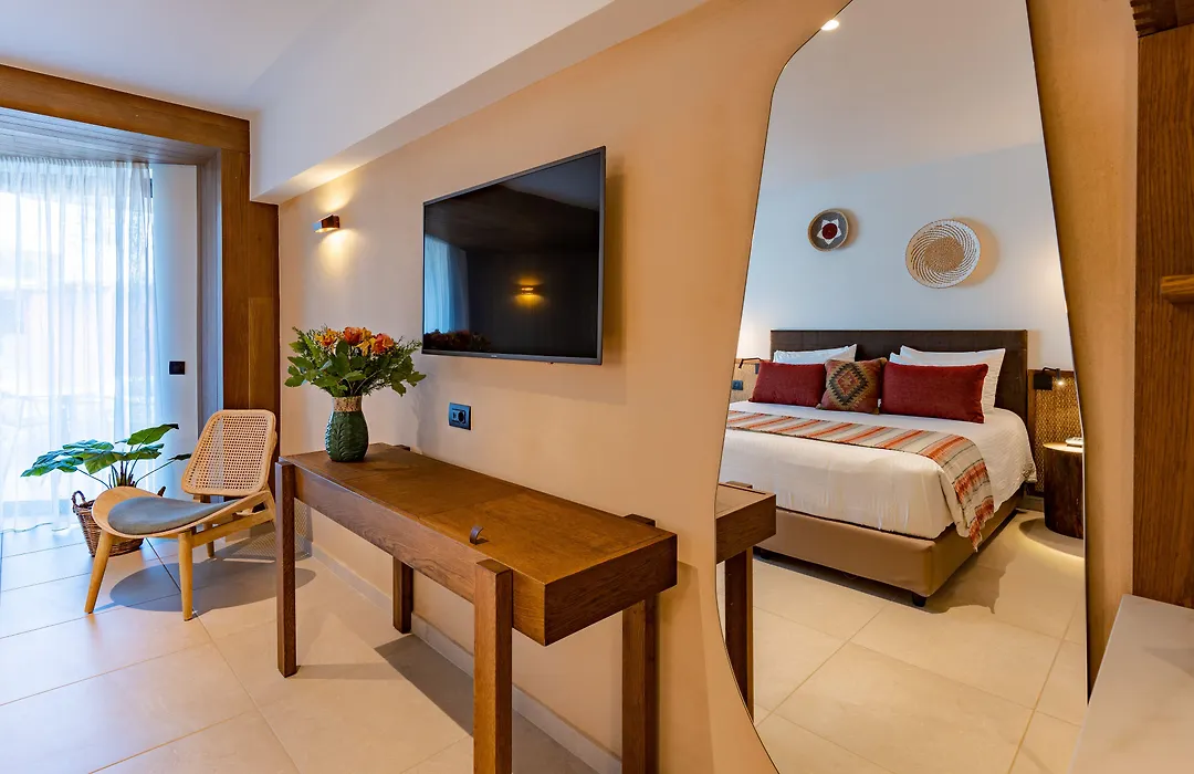 Minos Ambassador Suites & Spa - Adults Only-1