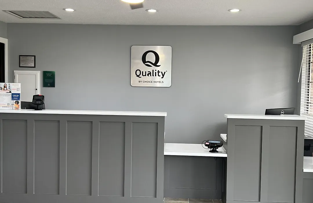 Quality Inn Lakefront-1