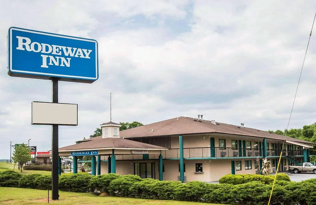 Rodeway Inn Phenix City - Columbus-1