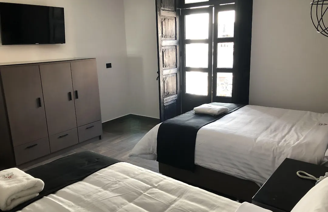 Hotel Isabel-1