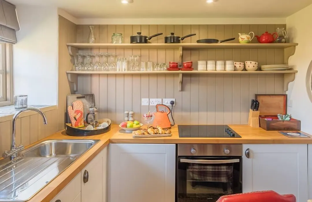 The Gin Trap Inn-1
