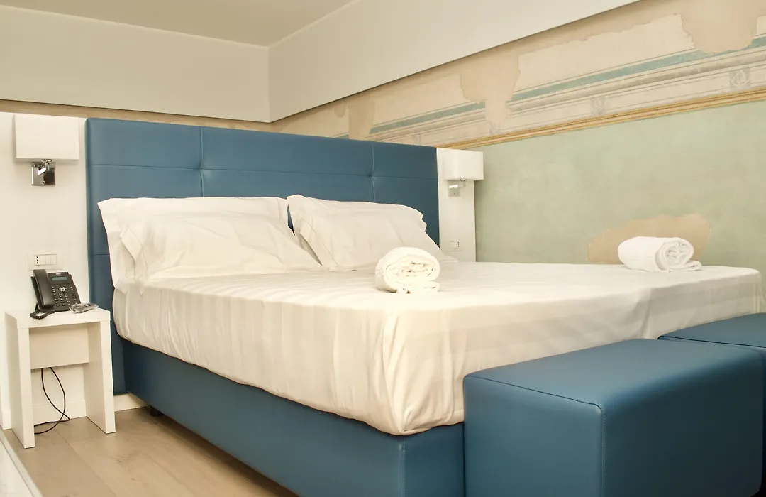 Hotel Boutique Castiglione Del Lago-1
