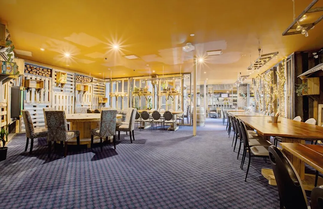 Archibald Hotel-1