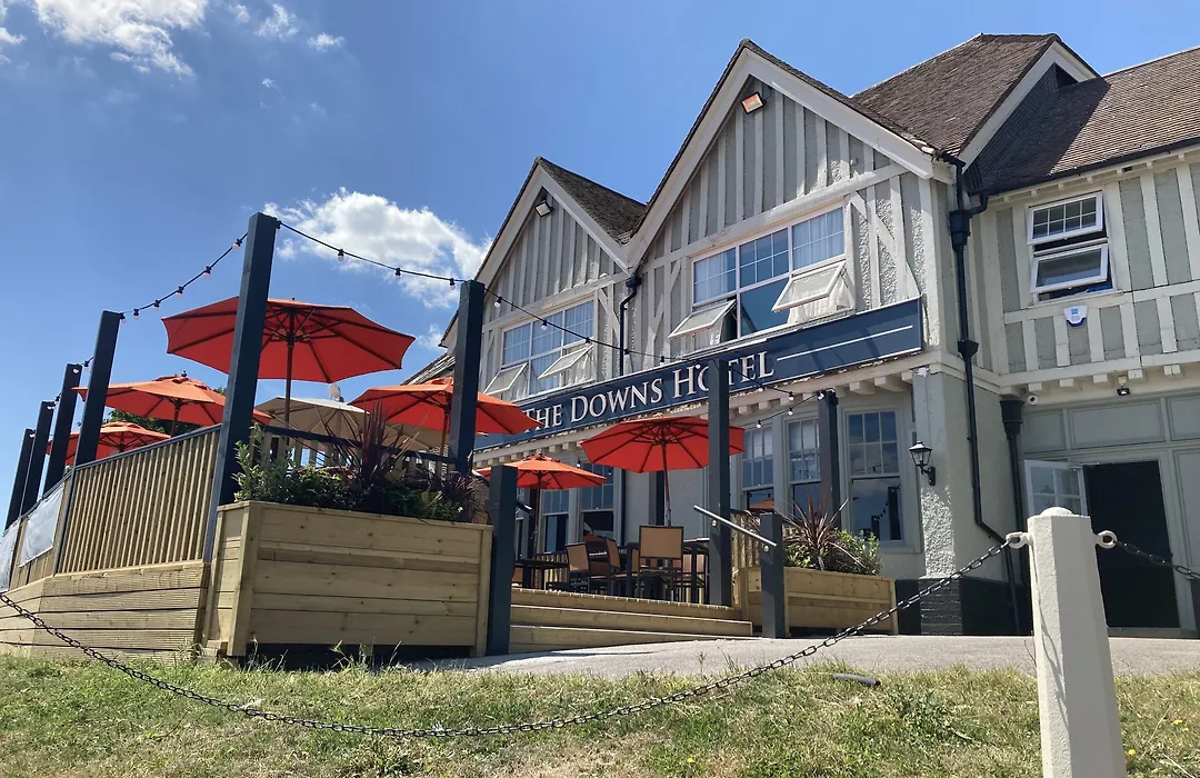 Downs Hotel-1
