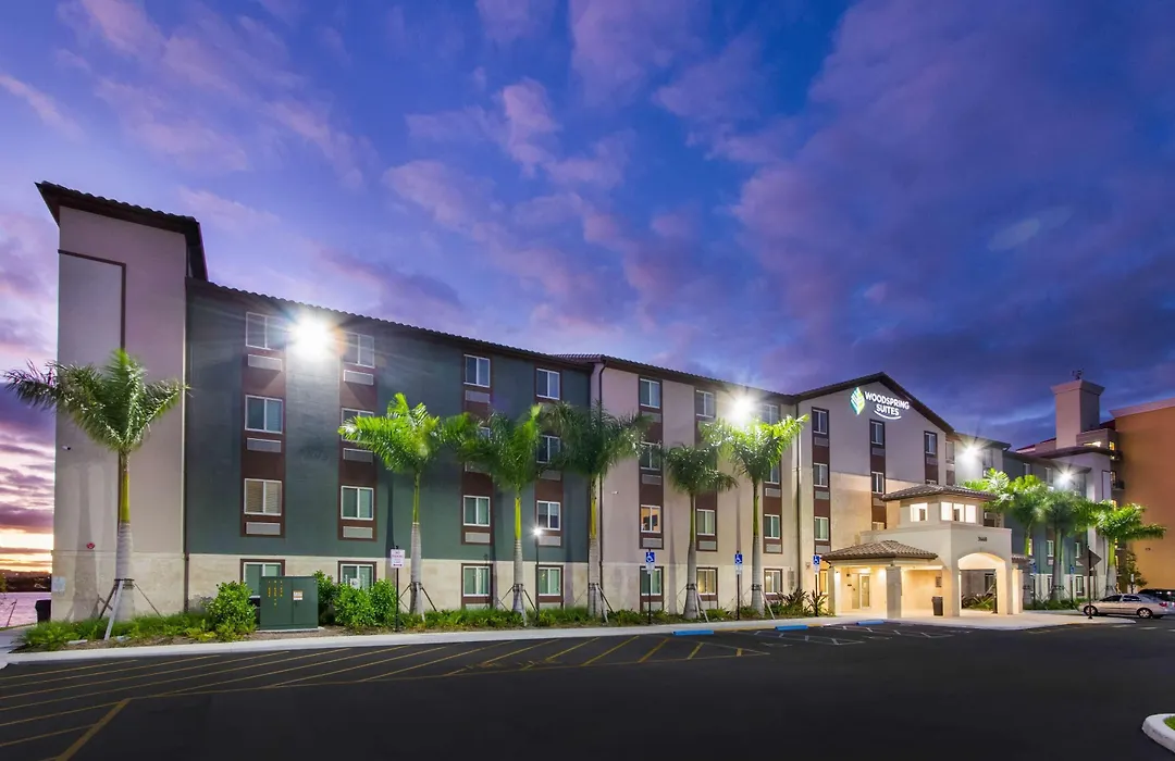 Woodspring Suites Miramar-1