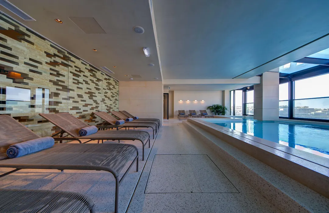 Land'S End, Boutique Hotel-1