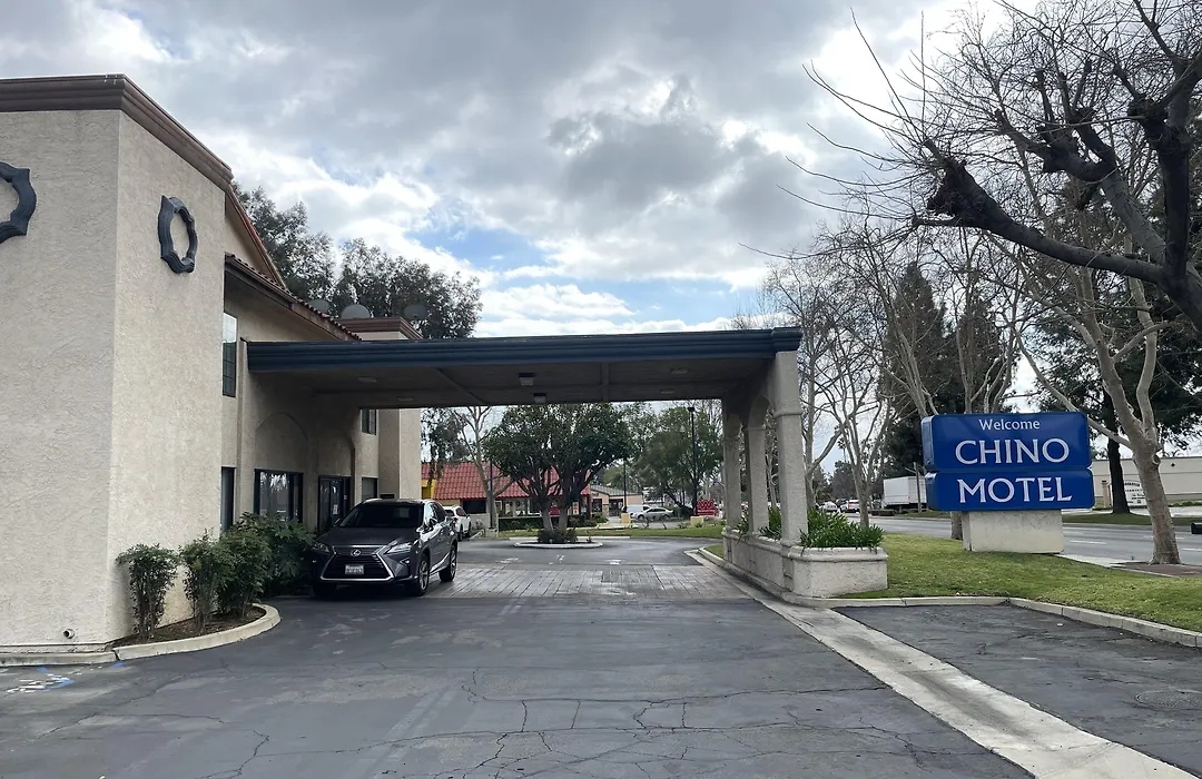 Chino Motel-1