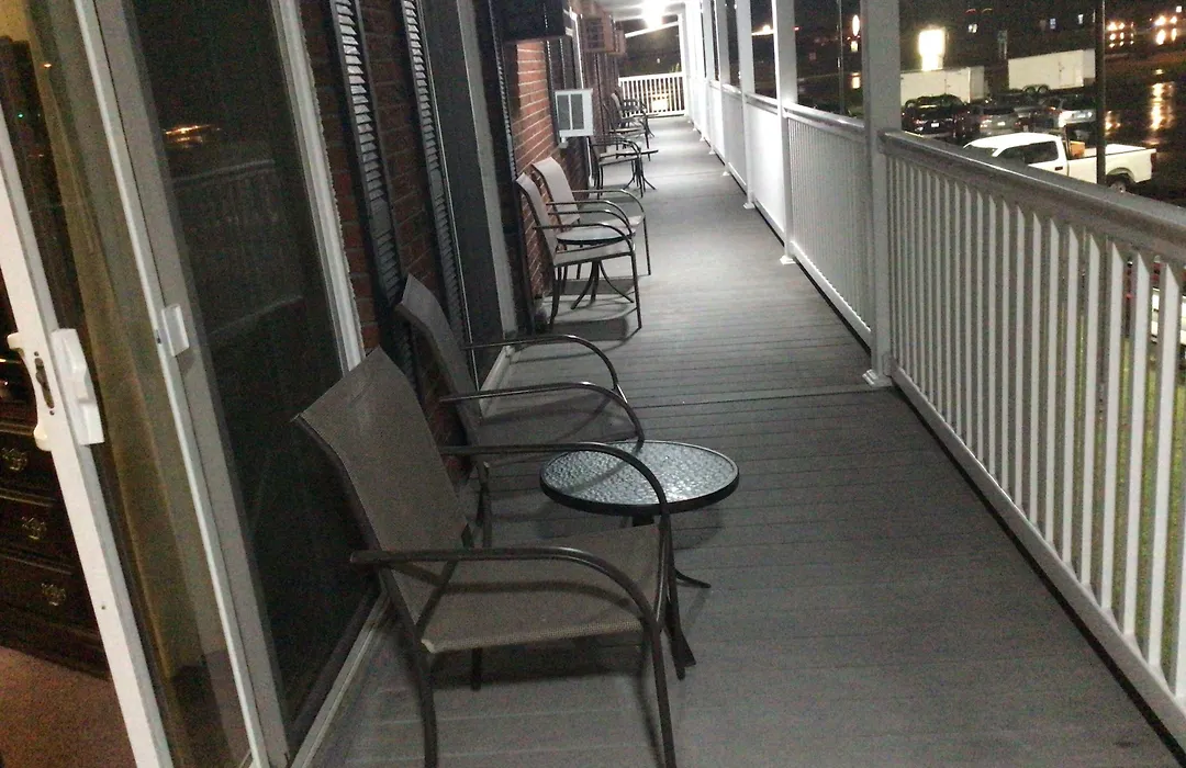 Colonial Brick Inn & Suites-1