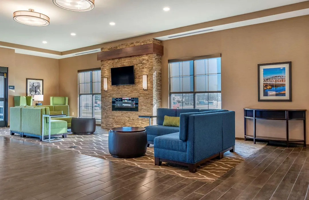 Comfort Suites Camp Hill-Harrisburg West-1