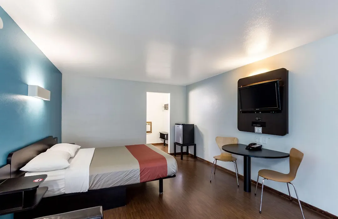 Motel 6 University Missoula-1