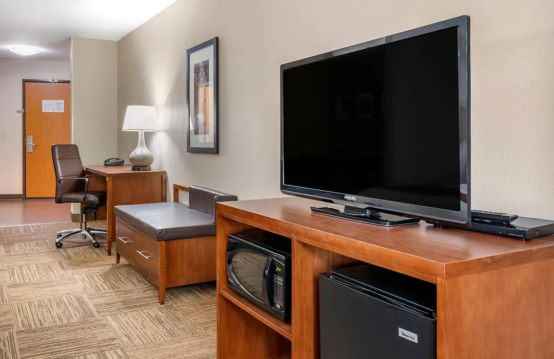 Comfort Suites Urbana Champaign, University Area-1