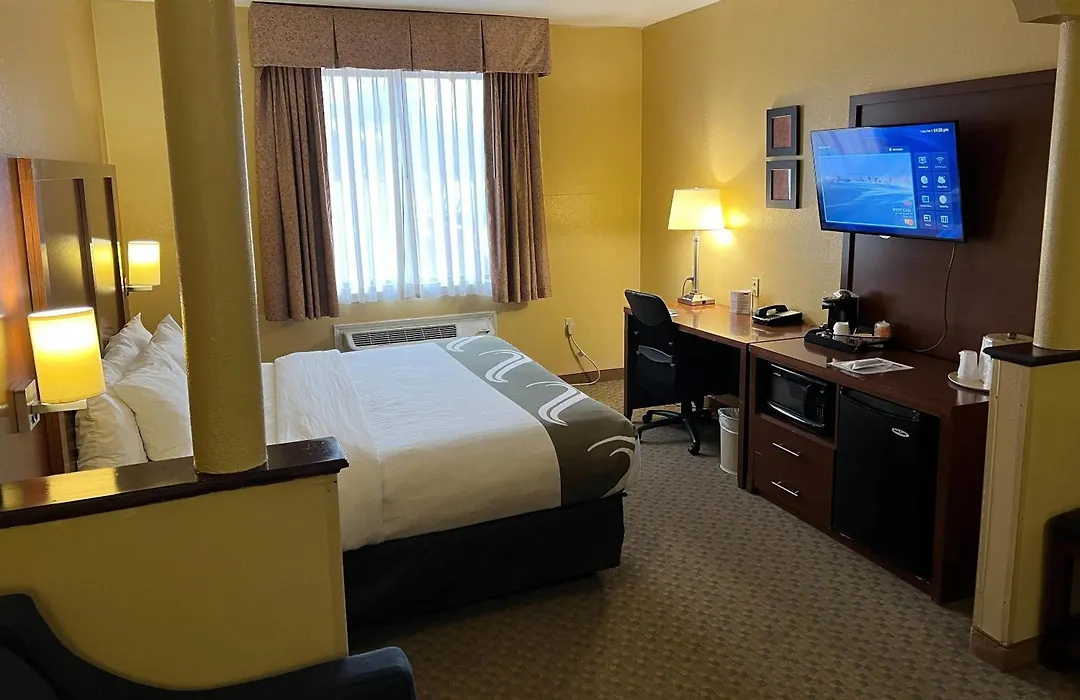 Quality Suites Midland North Loop 250-1