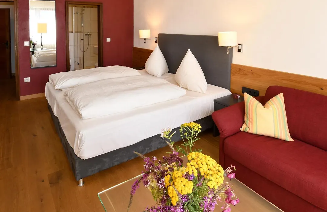 Hotel&Weinhaus Anker-1