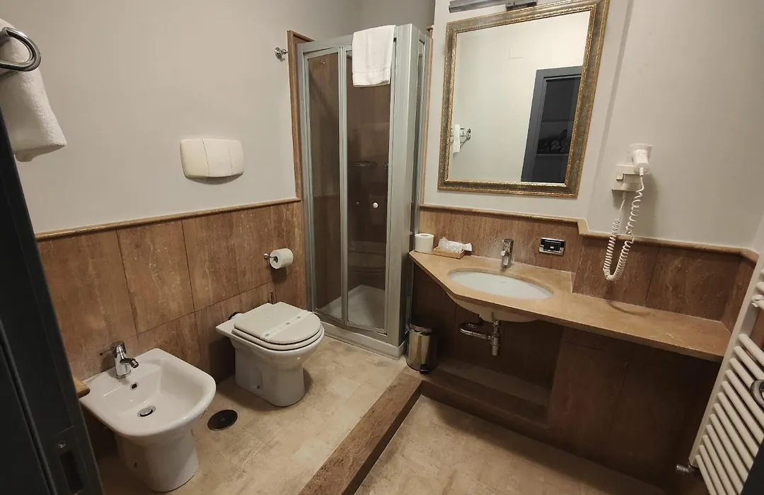 Hotel Lemi-1