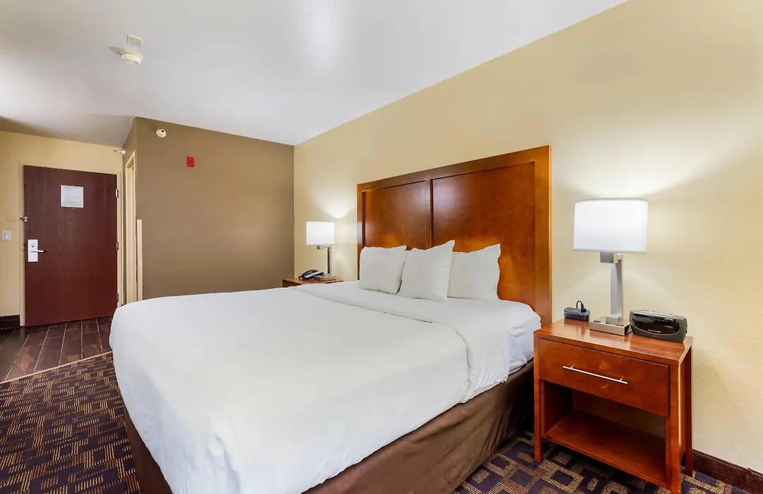 Comfort Inn & Suites North Aurora - Naperville-1