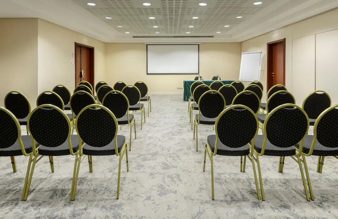 Occidental Paris Levallois-1