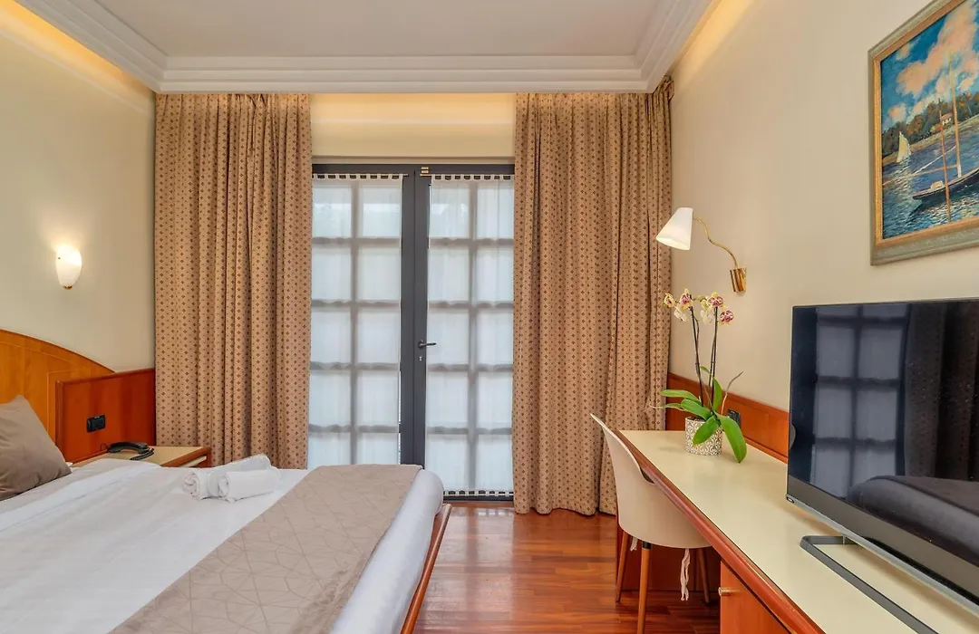B&B Hotels Hotel Prestige Ornago-1