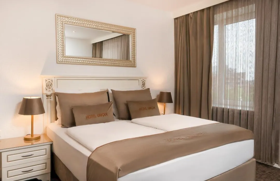 Hotel Unique Dortmund Hauptbahnhof-1