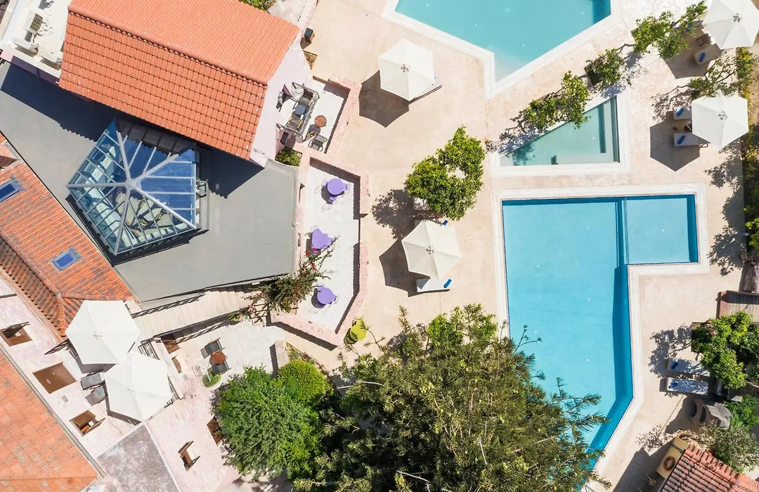 Spilia Village Hotel & Villas-1