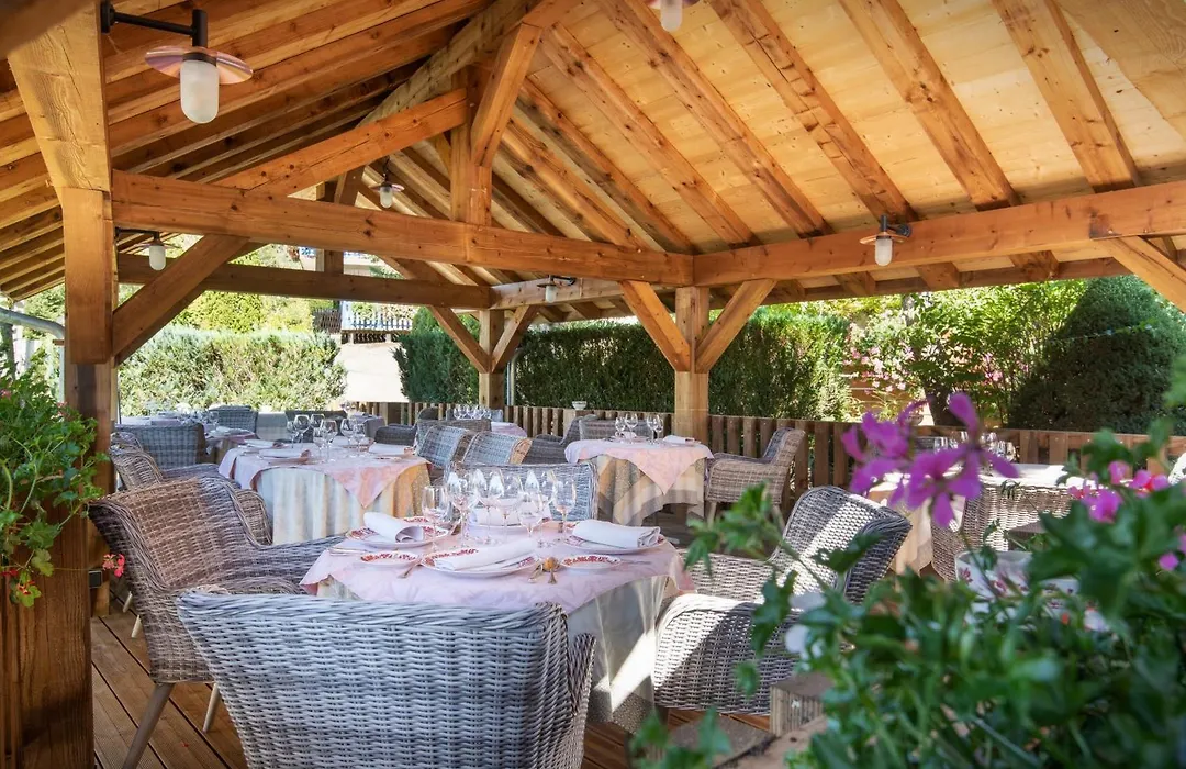 Hotel-Restaurant Les Bas-Rupts, Singuliers Hotel-1