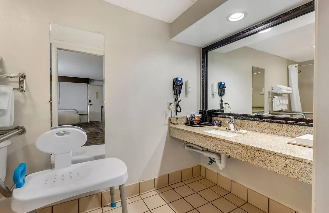 Quality Inn & Suites Easley - Greenville-1