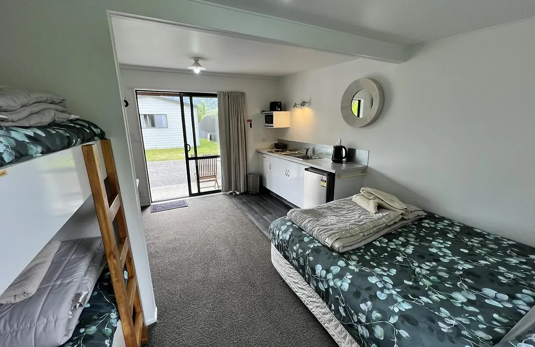 Parklands Marina Holiday Park-1
