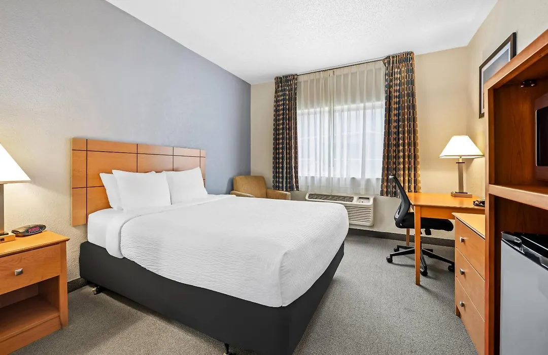Quality Inn Dubuque On Hwy 20-1